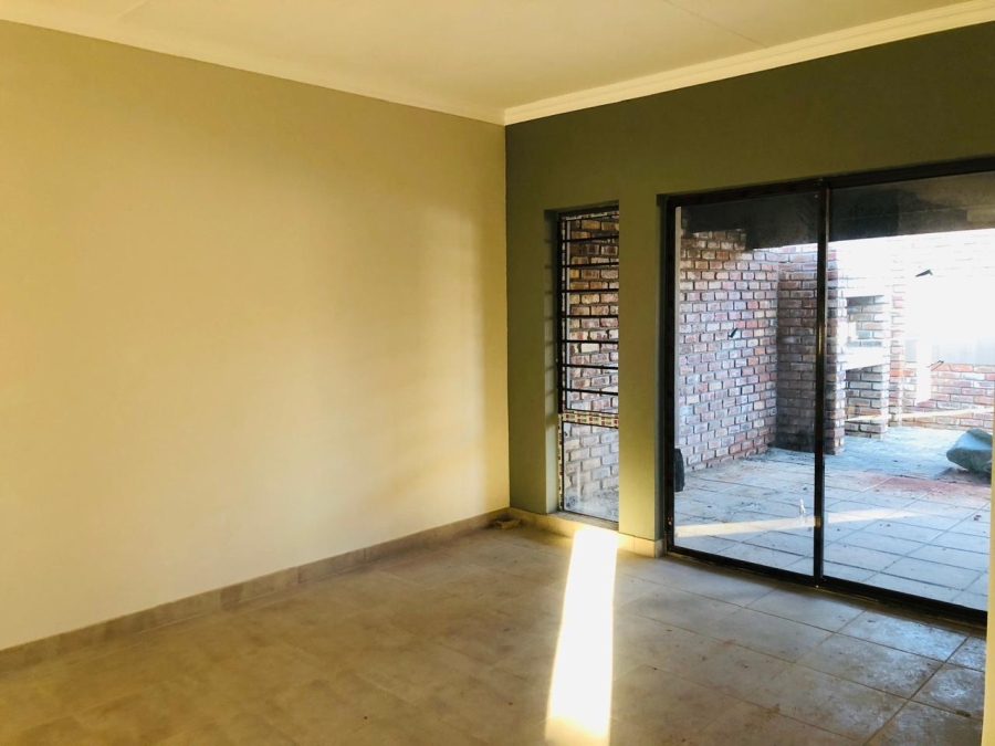 3 Bedroom Property for Sale in Waterval East North West